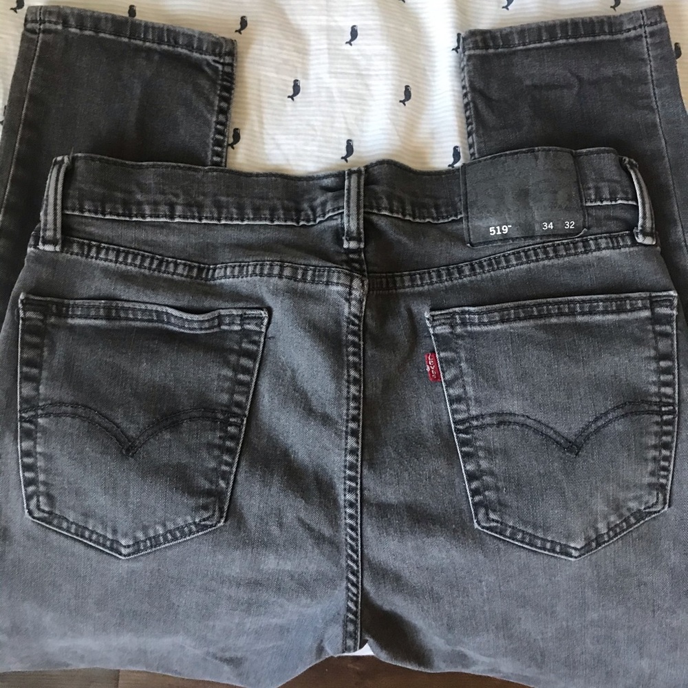 Faded Black Denim Levi’s 519 Skinny 34 x 32